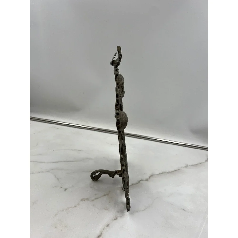 N/A vintage ornate
